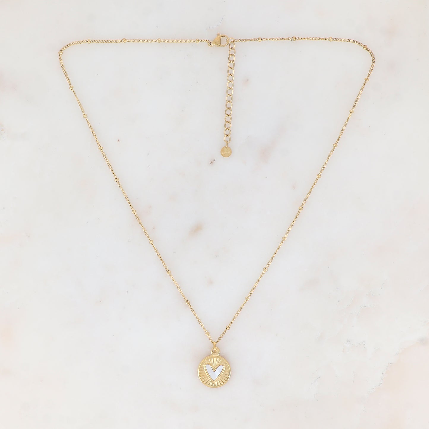 Collier avec pampille ronde et nacre forme cœur (45+5CM)