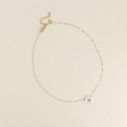 Collier - chaîne émaillée et fleur nacrée 38+7 cm
