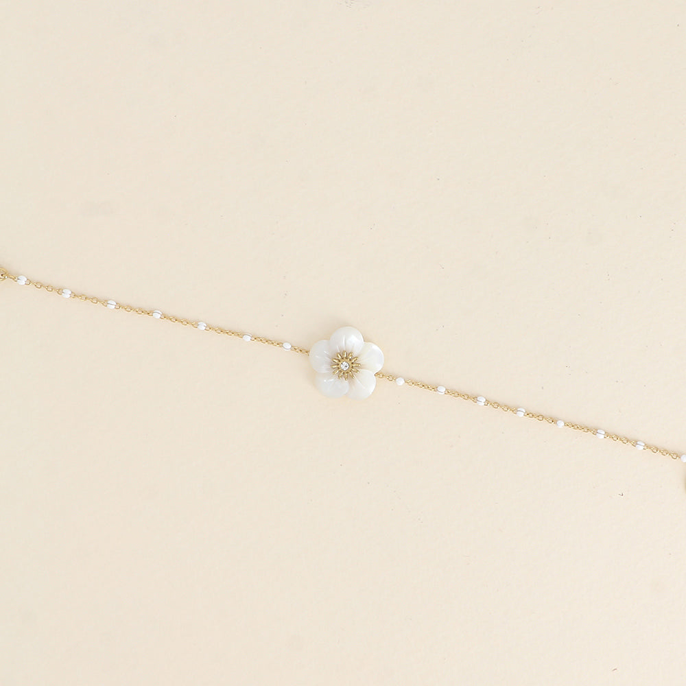 Bracelet - chaîne émaillée et fleur nacrée (15,5+3 cm)