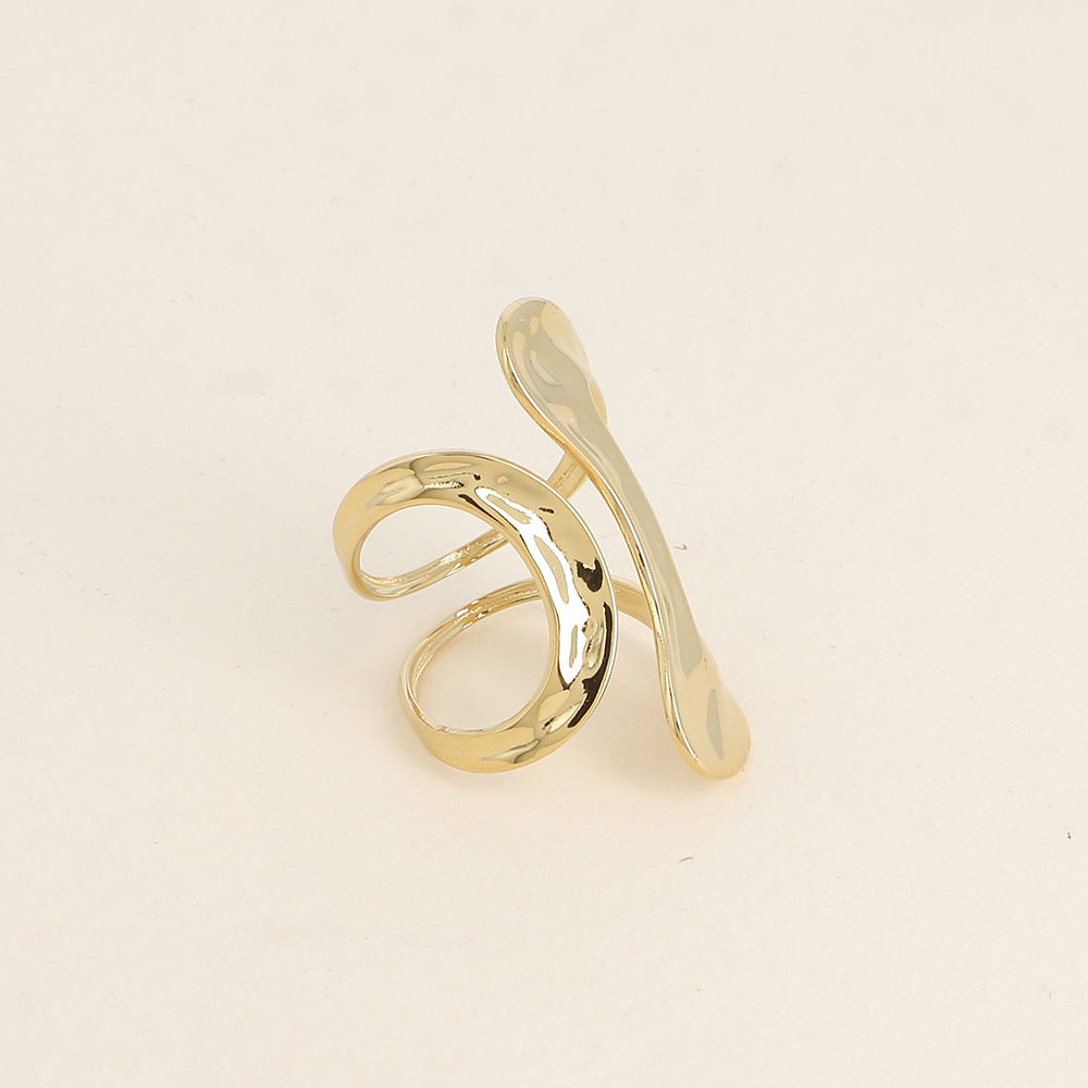 Bague ouverte large - formes ajourées et martelées