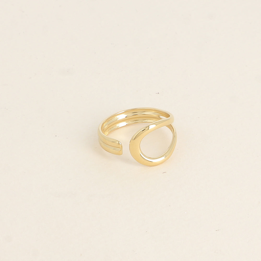 Bague ouverte - forme arrondie ajourée et deux barres