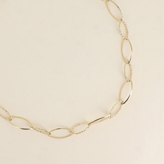 Collier - maillons alternés ovales dentelés et lisses 41+7 cm - Epaisseur de la maille: 11 mm