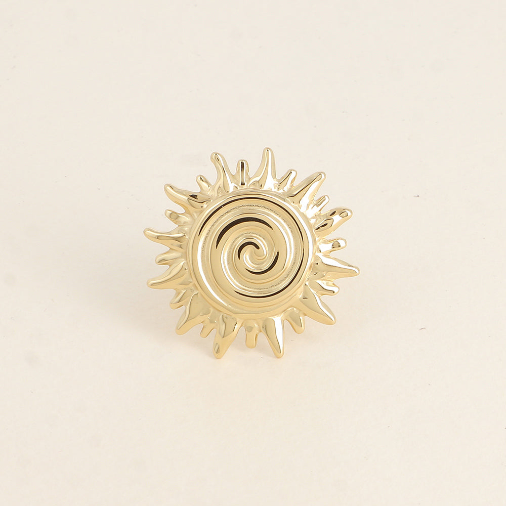 Bague - grand soleil avec tourbillon gravé