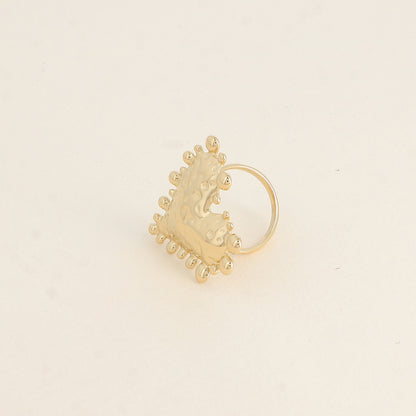 Bague - grand cœur martelé avec contour de petits ronds