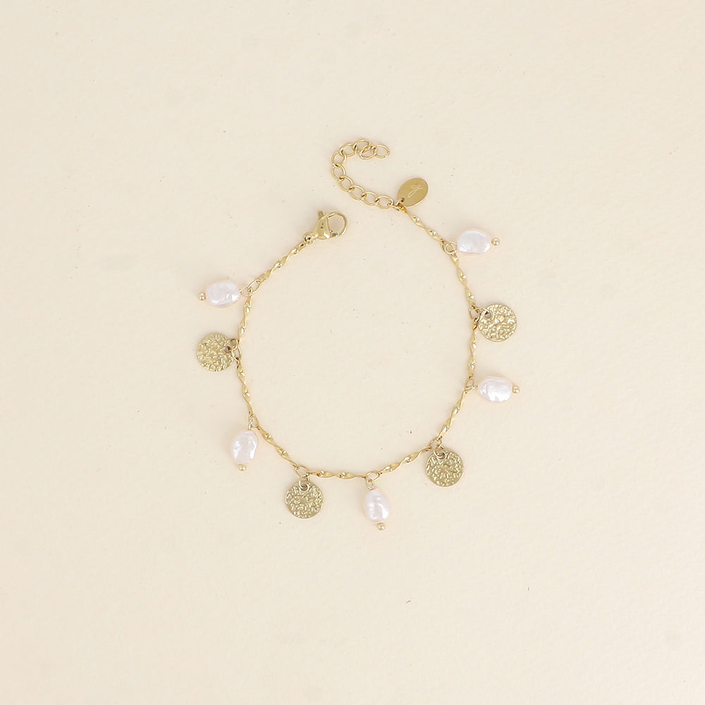 Bracelet - pampilles martelées et perles de résine blanche (16,5+3 cm)