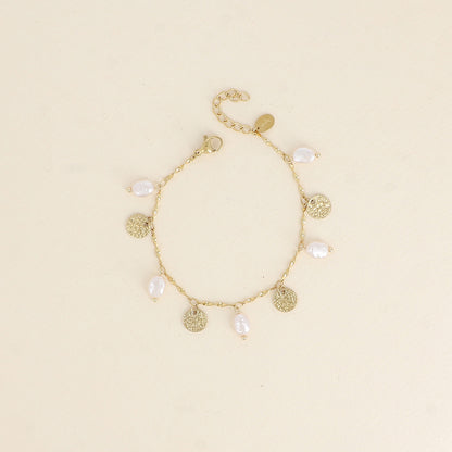 Bracelet - pampilles martelées et perles de résine blanche (16,5+3 cm)