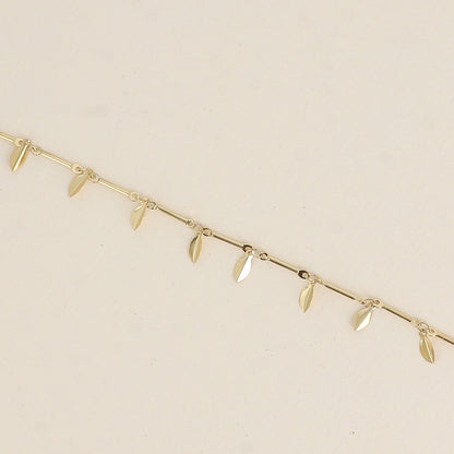 Bracelet - maillons cylindriques et de pétales pendantes (17+3 cm)