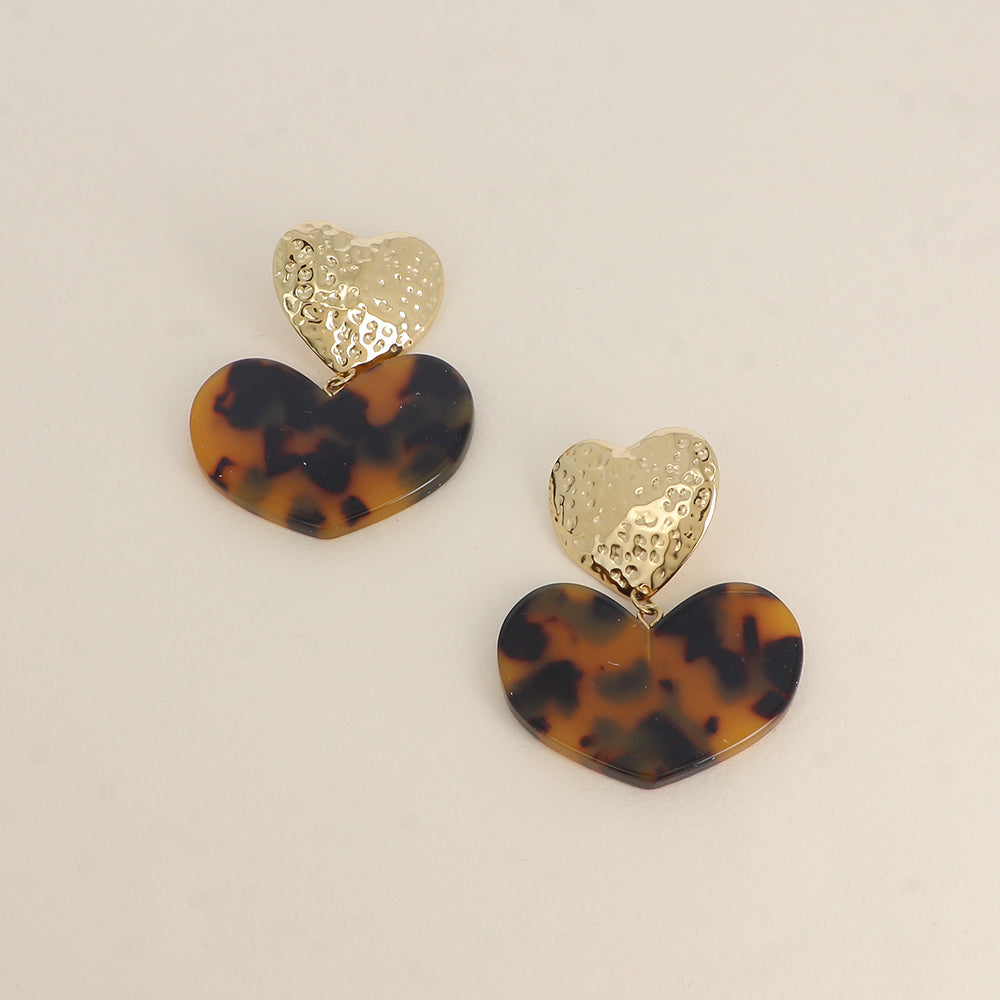 Boucles pendantes - cœurs en résine léopard et texturé 45x56 mm