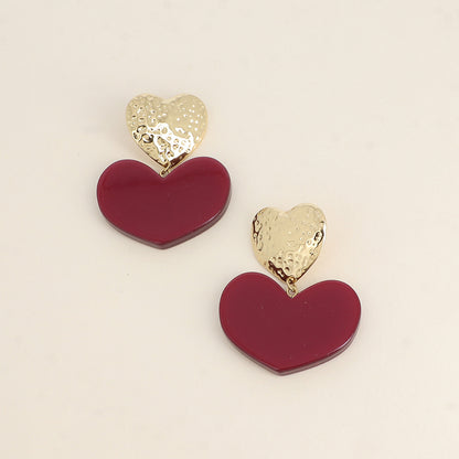 Boucles pendantes - cœurs en résine rouge et texturé 45x56 mm