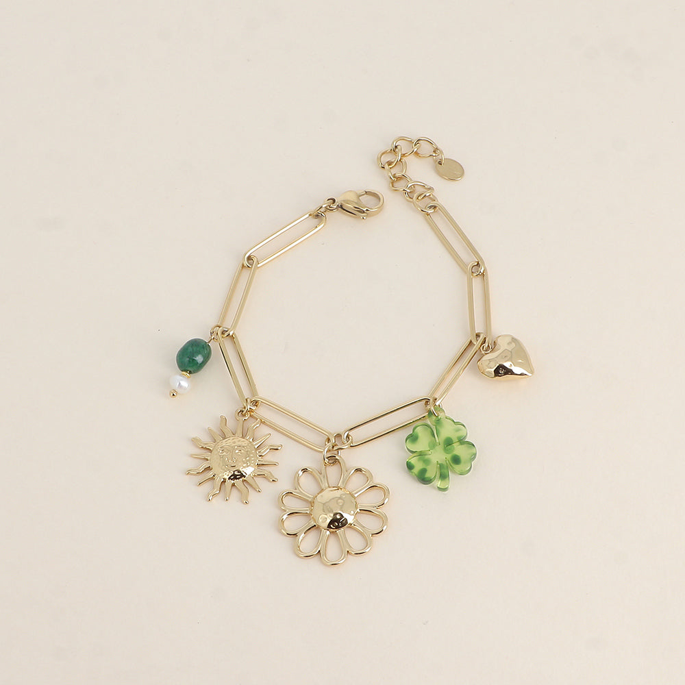 Bracelet - pierres naturelles, fleur, soleil, trèfle en résine, cœur martelé (17+3 cm)