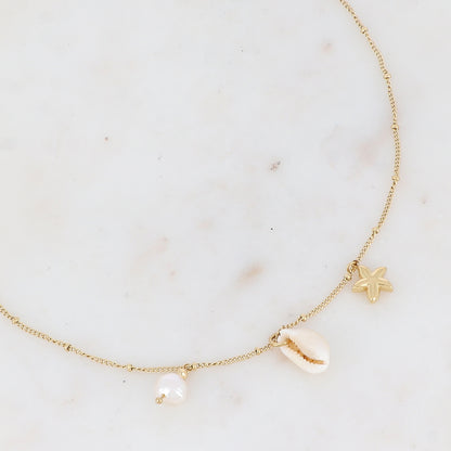 Collier en maille avec étoile de mer, cauri naturel et perle d'eau douce (45+5CM)