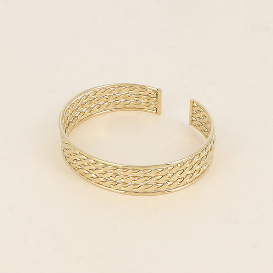 Jonc - 3 rangs ondulés et 2 barres lisses - Dimensions : 6 x 5,5 cm - Hauteur: 14 mm