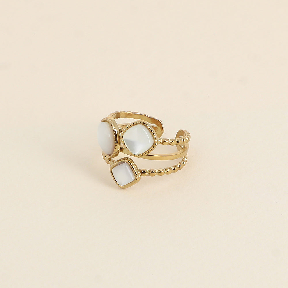 Bague - 3 anneaux effet mil grain et 3 nacre blanches