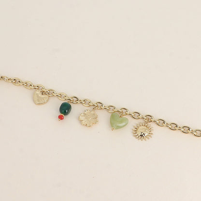 Bracelet - fleurs, cœurs en résine vert et acier, perles (17+3 cm)