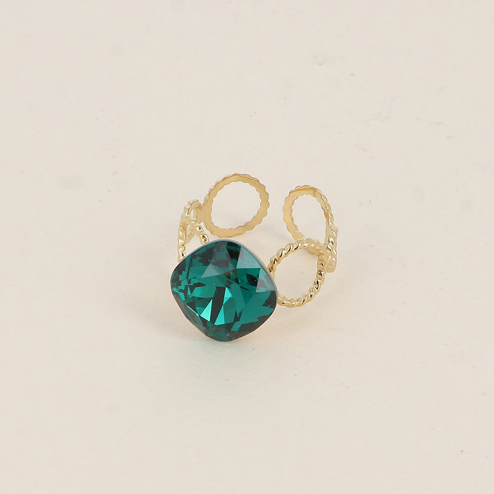 Bague - anneau aux cercles striés et orné de cristaux de Swarovski® - Emerald