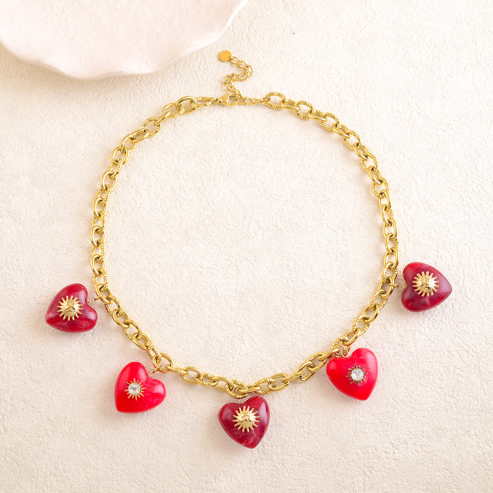 Collier maille avec pendentif cœur en résine, soleil et strass (42+5CM)