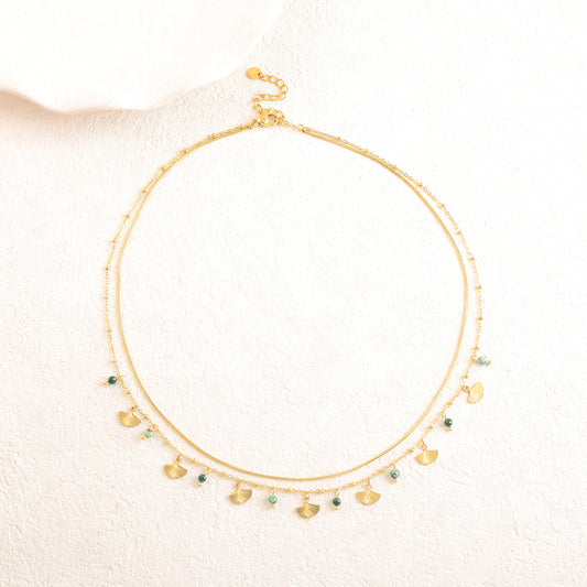 Collier double rangs avec pendentifs feuille de ginkgo et perles en pierre naturelle jade africaine et turquoise africaine 39/42+5 cm