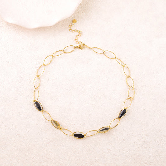 Collier en maille ovales avec 5 perles en pâtes de verre (40+7CM)