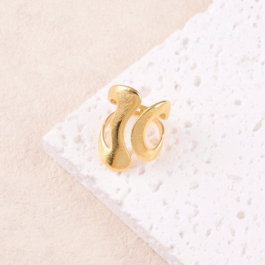 Bague graphique ajourée avec effet brossé