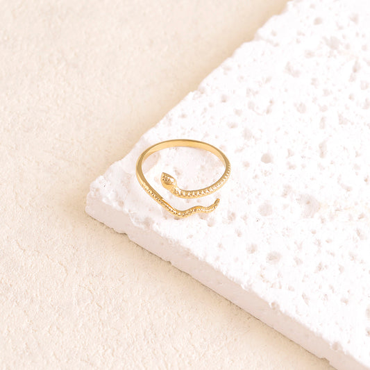 Bague en forme de serpent texturée, ajustable devant