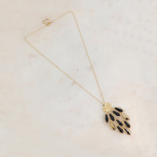 Sautoir avec pendentif orné d'anneaux ovales texturés et de perles en pâtes de verre (61+5CM)