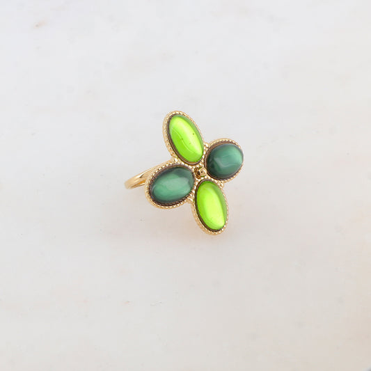 Bague fine réglable avec 4 pâtes de verres ovales - Vert mix