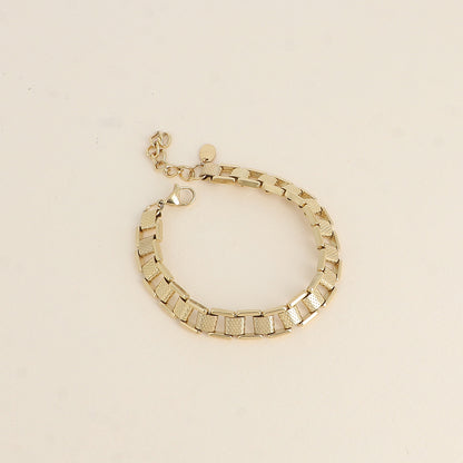 Bracelet - maille carrée et tubes martelés alternés (17+3 cm)