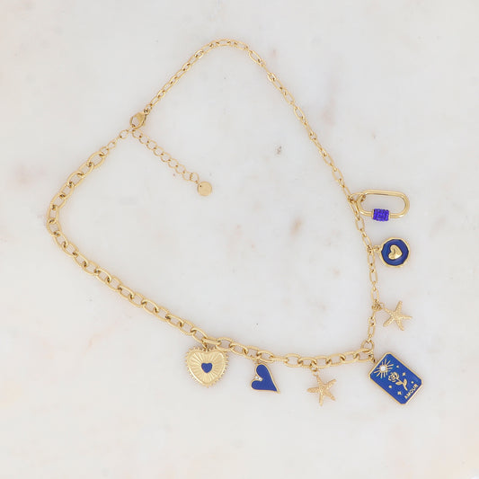 Collier en maille avec cœurs émaillés, étoiles de mer, pampille rectangulaire graphique et anneau rectangulaire strassé (39+5CM)