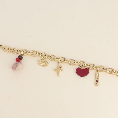 Bracelet - pendentifs (bouche, étoiles, rose et coeur en résine, perles, plaquette AMOUR) (17+3 cm)