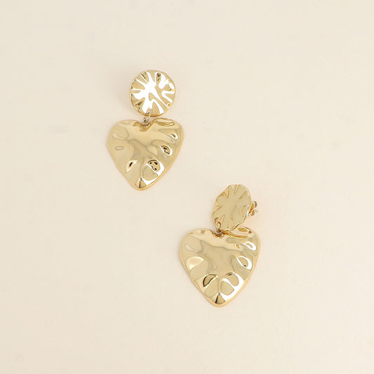 Boucles pendantes - deux pièces, une ronde martelée et un cœur 35x60 mm