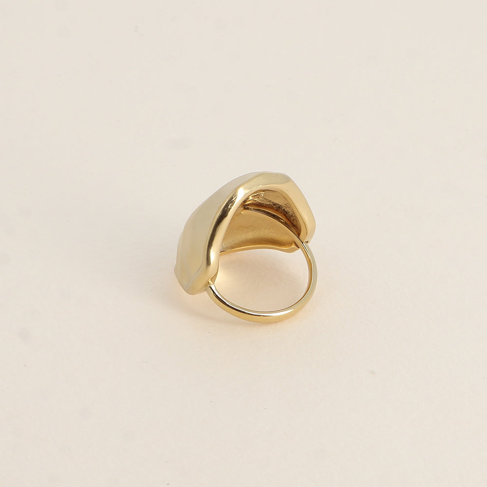 Bague - forme bombée martelée et mat