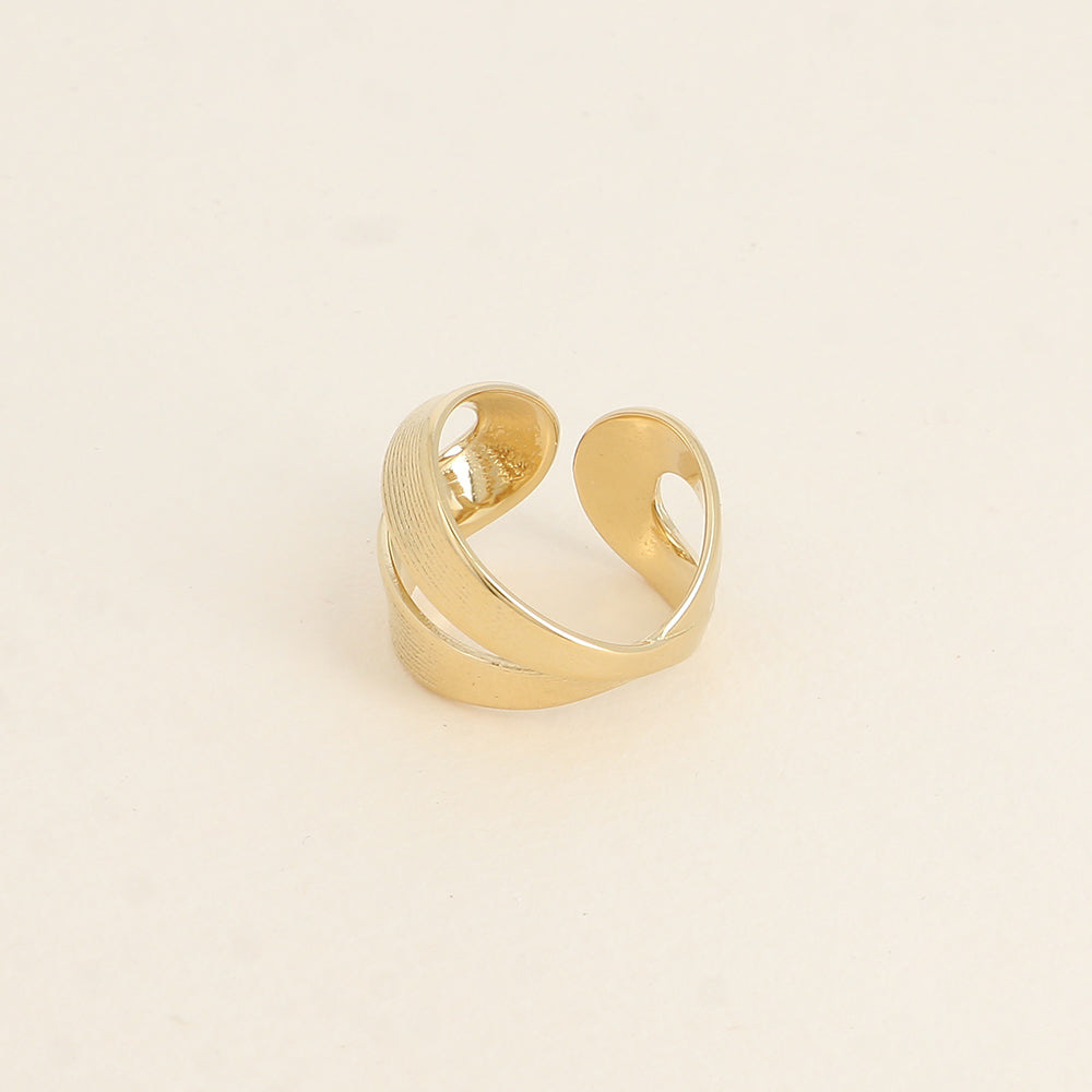 Bague ouverte - formes ajourées et striées