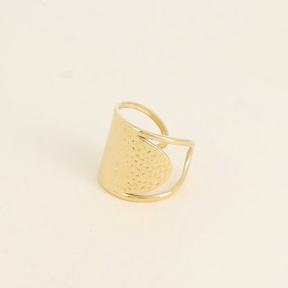 Bague large - double anneau et forme ovale martelée