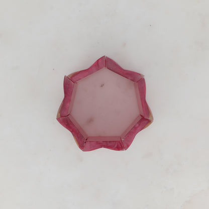 Manchette élastique en résine avec feuille de nacre Diamètre relatif : 5,7 cm - Hauteur : 4,2 cm