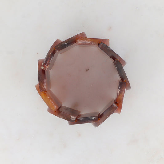 Manchette élastique en corne Dimension relative (intérieure du jonc): 5,5 x 5,5 cm Hauteur du jonc : 5,4 cm