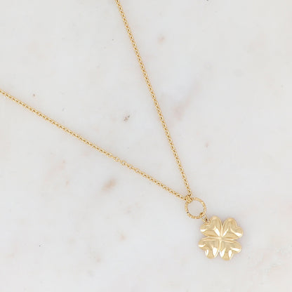 Collier en maille avec trèfle porte-bonheur lisse effet miroir (50+5CM)