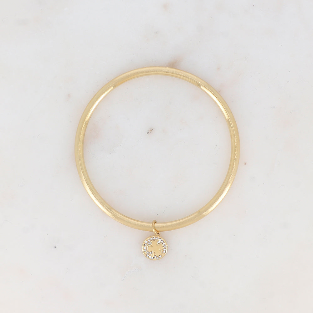 Jonc non réglable effet brossé avec pendentif rond strassé avec motif trèfle Diamètre 64mm - Epaisseur 4mm