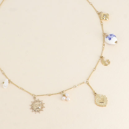 Collier - perles en résine, soleil, cœur, lune, trèfle, cœur en céramique émaillée fleurie 40+5 cm