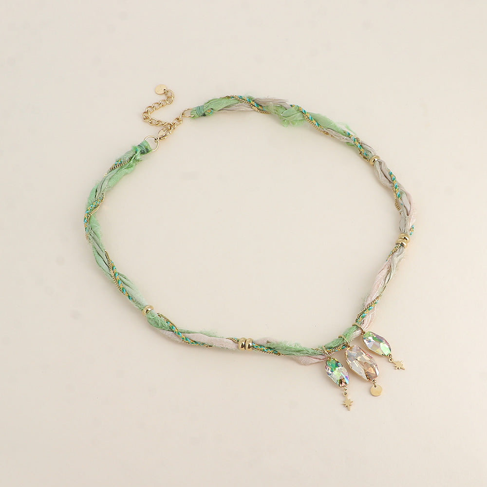 Collier sur tissu et chaîne - orné de 3 cristaux de Swarovski® - Golden shadow