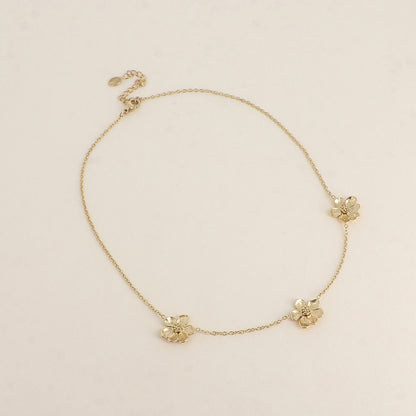 Collier - 3 fleurs 38+5 cm