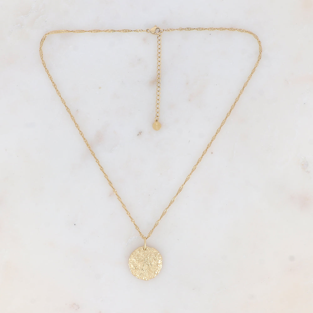 Collier doré avec pendentif signe astrologique Vierge avec gravure au dos : "PROTECT-ME" 40+5 cm