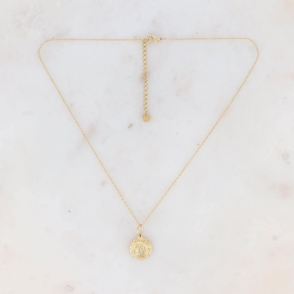 Collier doré avec pendentif signe astrologique Vierge avec gravure au dos : "PROTECT-ME" 40+5 cm