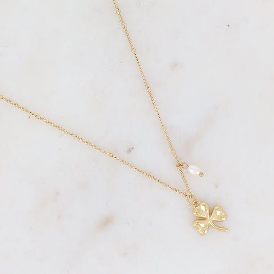 Collier avec trèfle et perle d'eau douce 45+5 cm