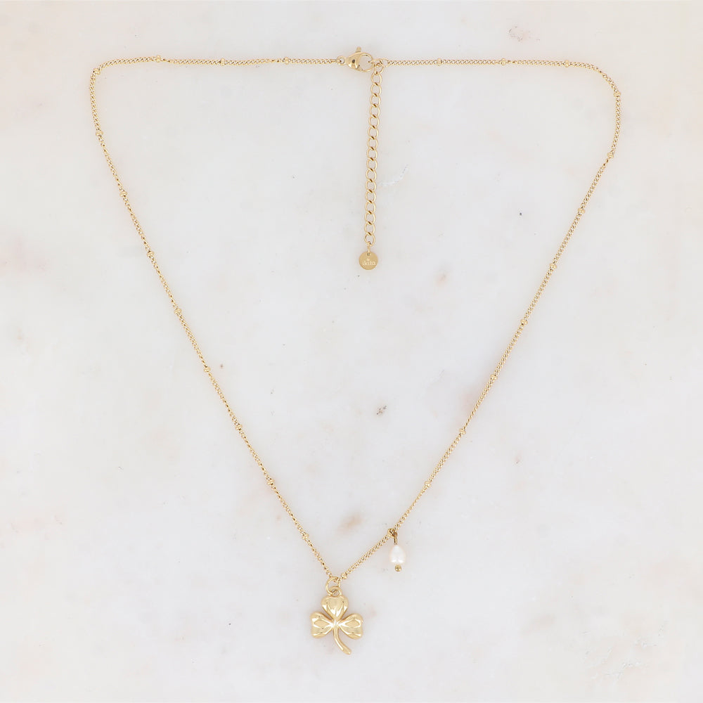 Collier avec trèfle et perle d'eau douce 45+5 cm