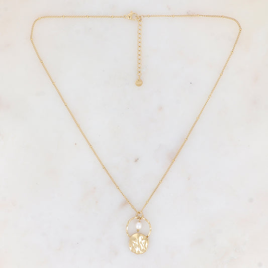 Collier avec pampille géométrique texturée et perle d'eau douce 45+5 cm