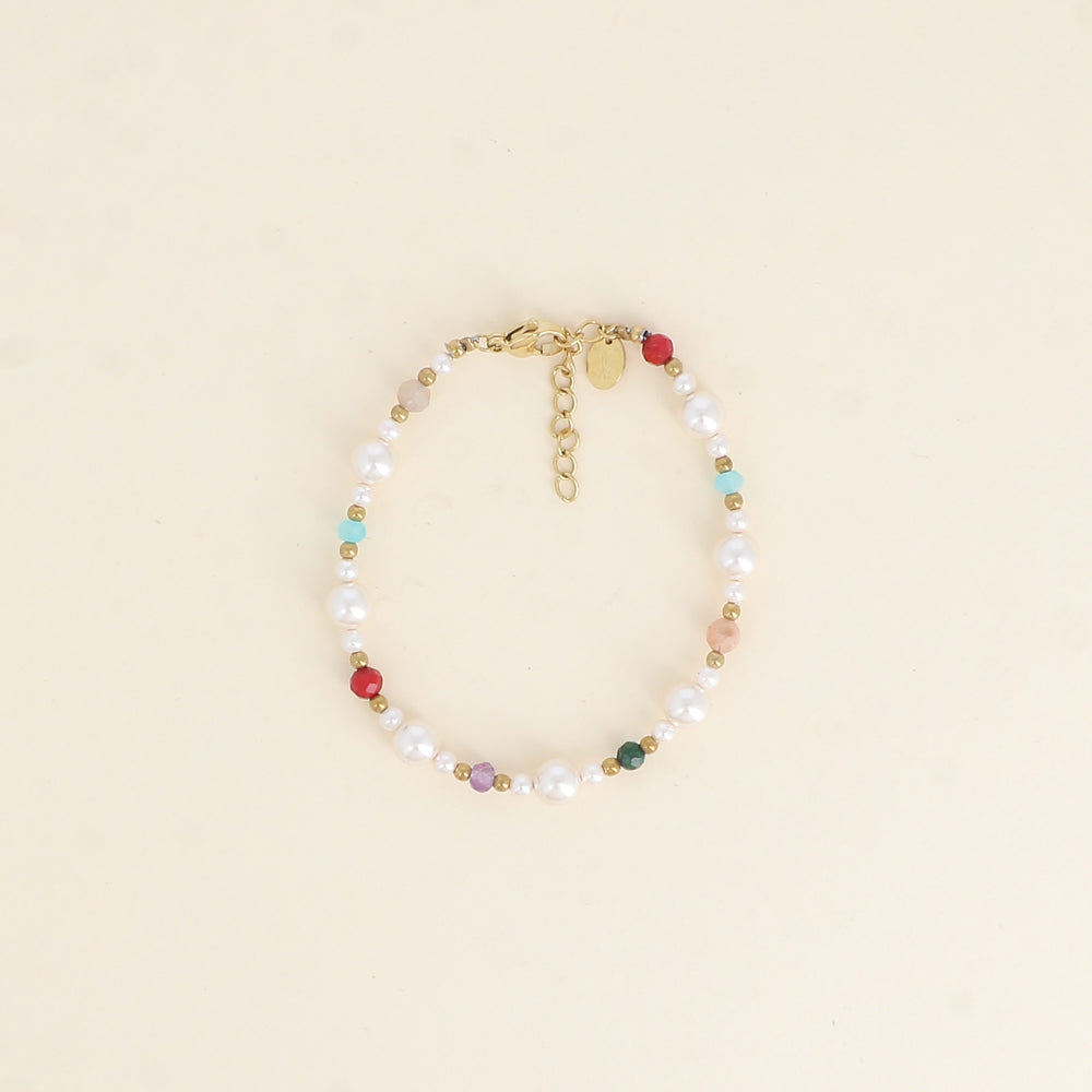 Bracelet sur fil - perles de résine, pierres naturelles et perles métalliques (16+3 cm)