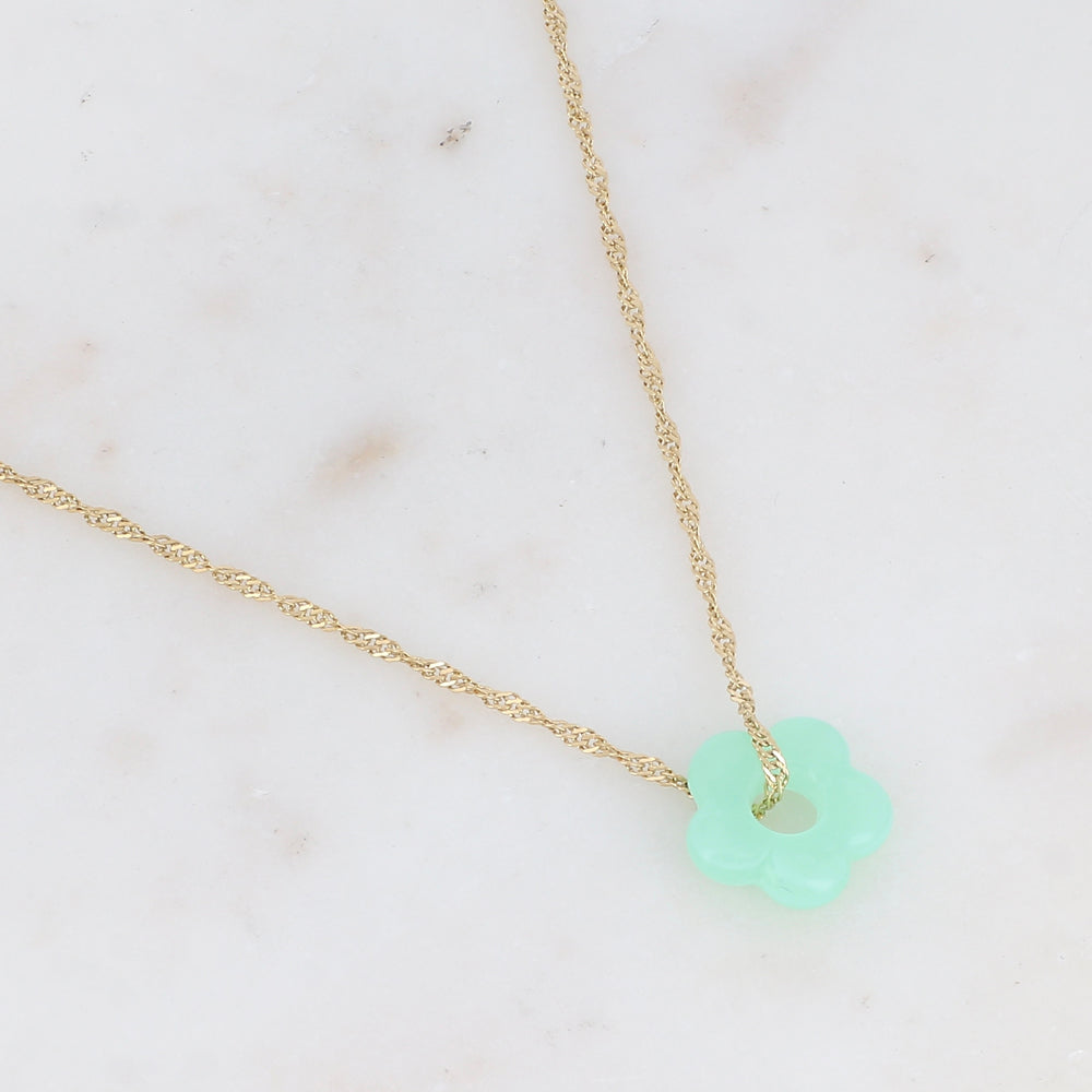 Collier doré avec perle de fleur en acétate de fleur en acétate vert menthe 40+5 cm