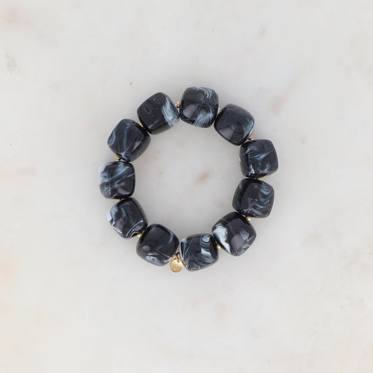 Bracelet élastique avec perles en résine colorée