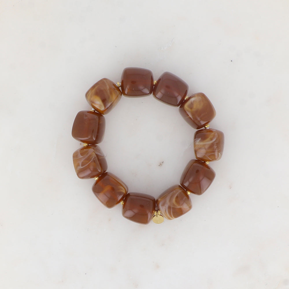 Bracelet élastique avec perles en résine colorée
