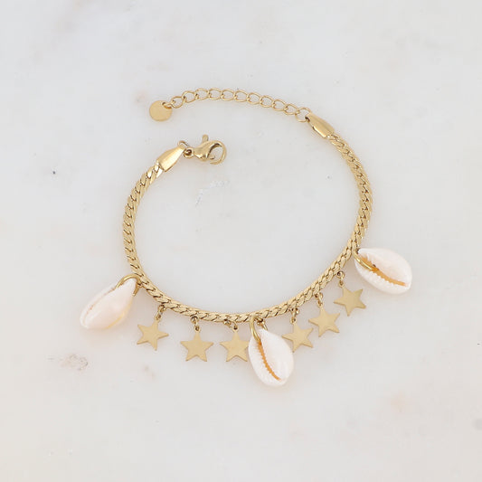 Bracelet en maille avec pampilles étoiles et cauris